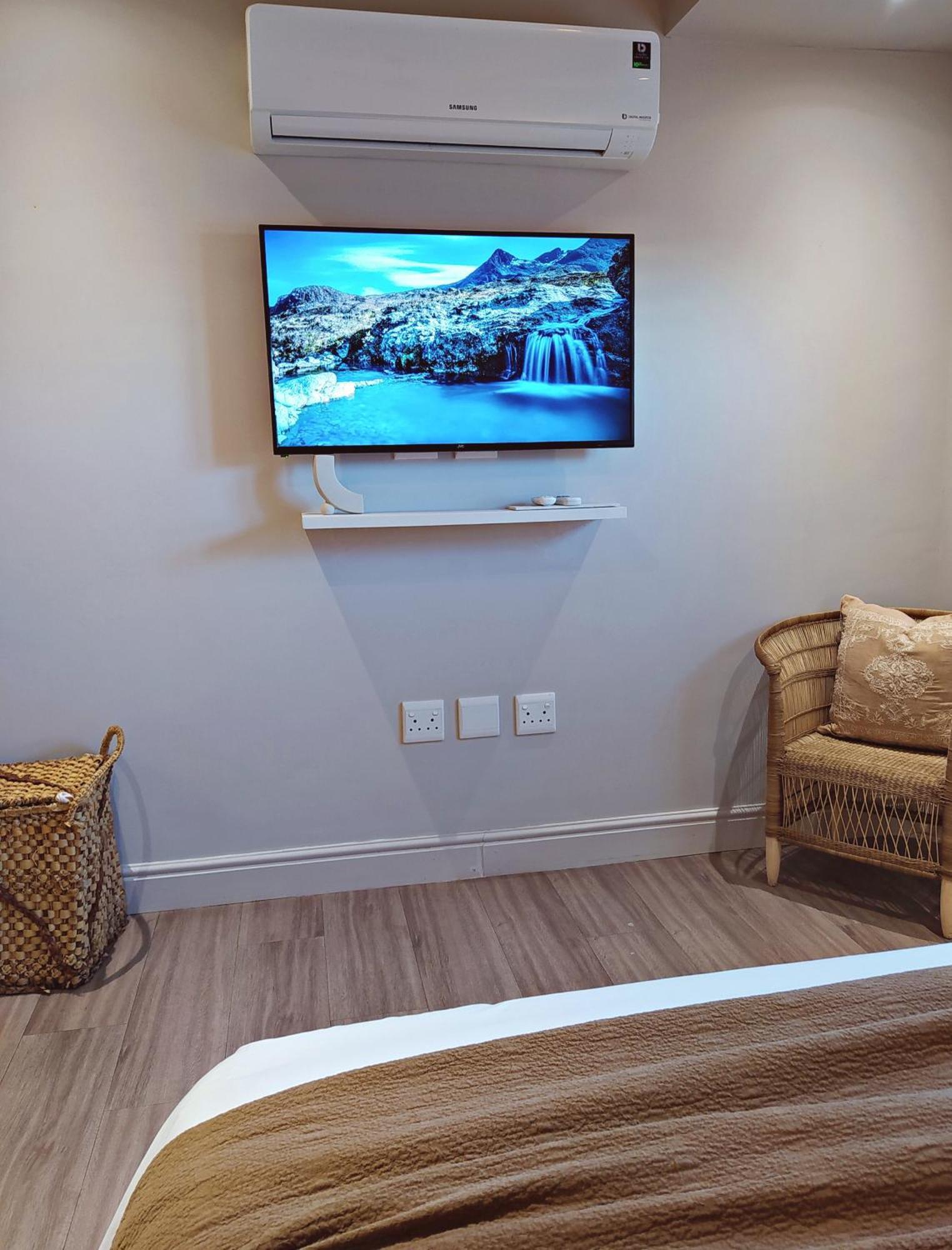 Apartment At Hermanus Waterfront Εξωτερικό φωτογραφία