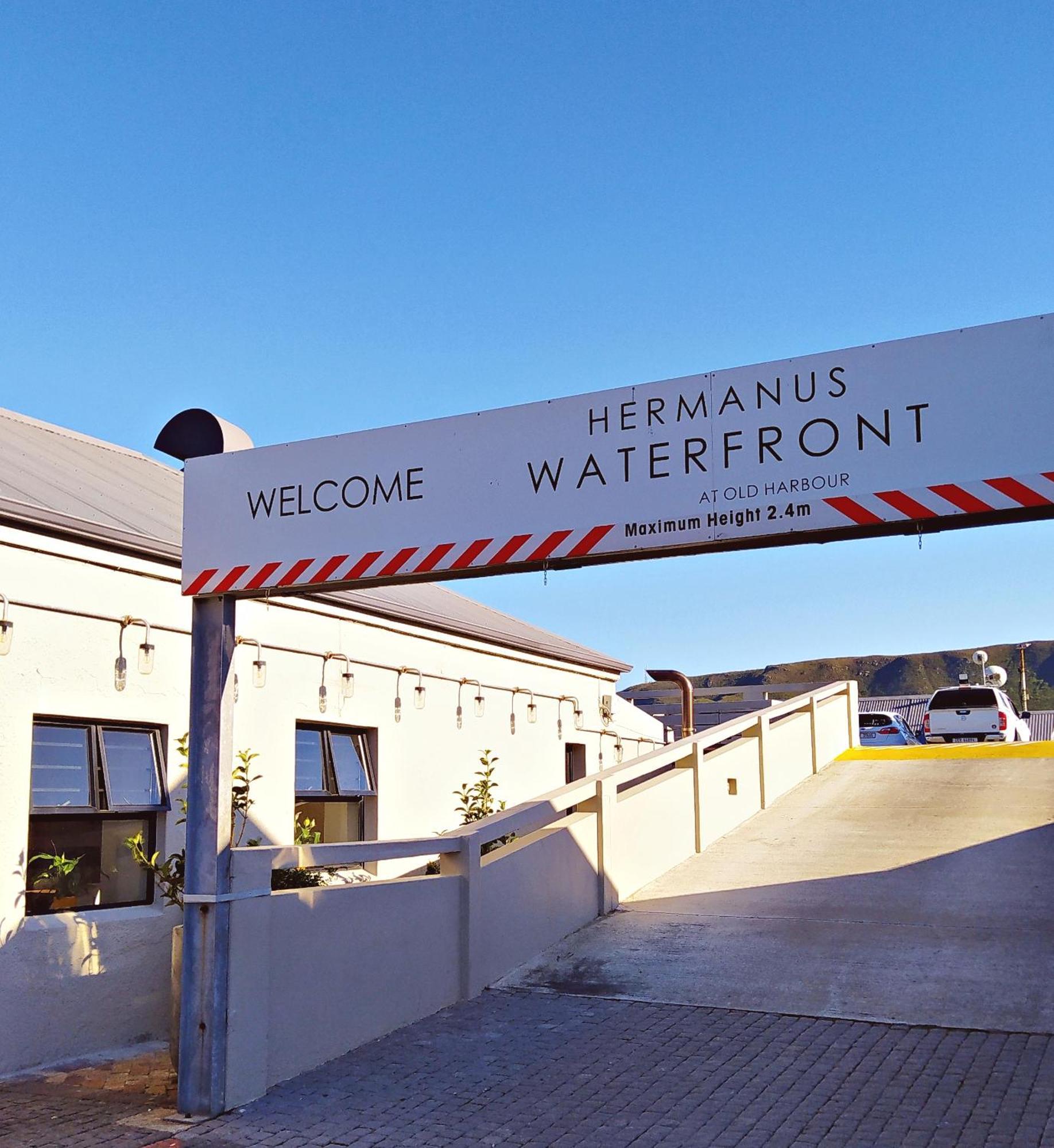 Apartment At Hermanus Waterfront Εξωτερικό φωτογραφία